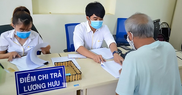 Thông tin điều chỉnh lương hưu từ 1/7/2026 thu hút sự quan tâm của người cao tuổi