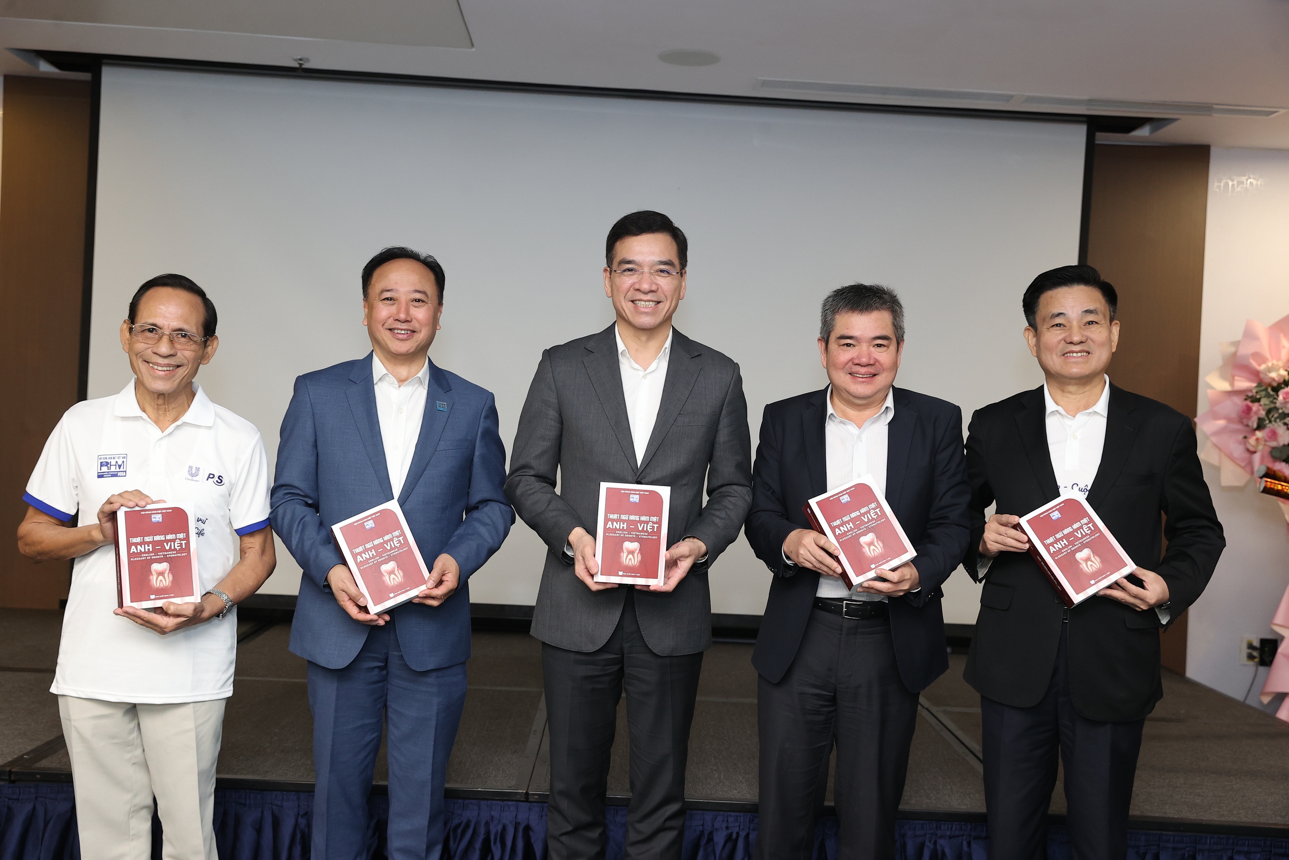 Bước tiến quan trọng chuẩn hóa tri thức, phát triển học thuật chuyên ngành Răng Hàm Mặt- Ảnh 3.