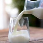 Uống nhiều sữa có tốt cho việc tăng cơ?