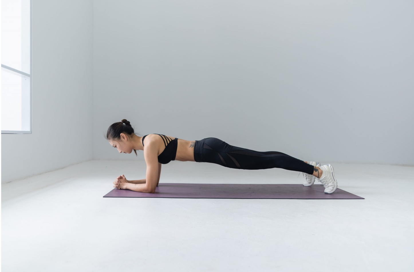 Tập plank 1 phút mỗi ngày có tác dụng gì?- Ảnh 2. Tập plank 1 phút mỗi ngày có tác dụng gì?- Ảnh 2.