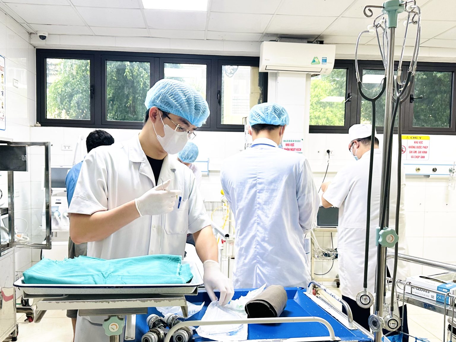 Các trạm y tế từ biển đến miền núi xa ở Thanh Hóa sẵn sàng phục vụ ngày bầu cử- Ảnh 2. Các trạm y tế từ biển đến miền núi xa ở Thanh Hóa sẵn sàng phục vụ ngày bầu cử- Ảnh 2.