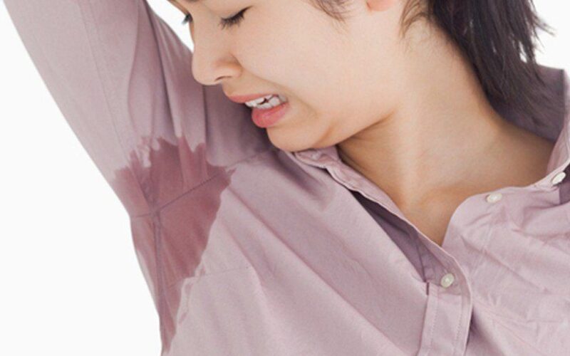 4 cách trị hôi nách theo y học cổ truyền, dễ áp dụng tại nhà
