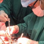 Nam thanh niên bị đứt động mạch cổ được cứu sống ngoạn mục