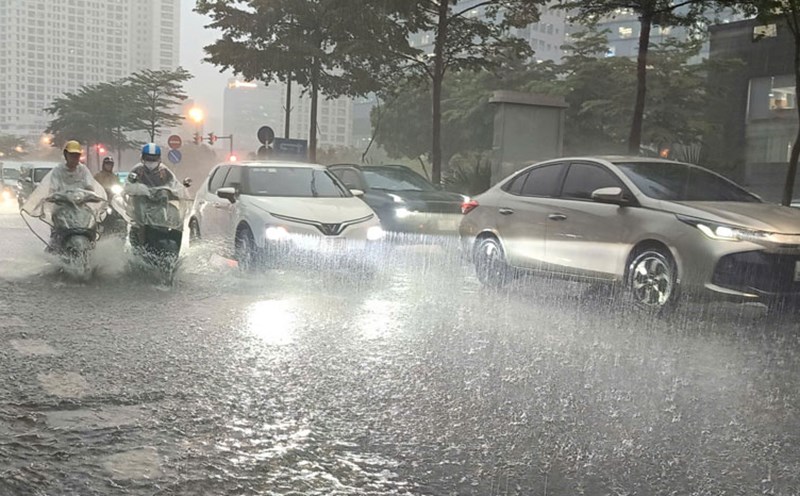 Miền Bắc mưa dông vào chiều và đêm, các khu vực khác duy trì nắng nóng- Ảnh 1.