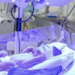 Bé trai sơ sinh mang nhóm ‘máu kim cương’ cực hiếm được cứu sống ngoạn mục