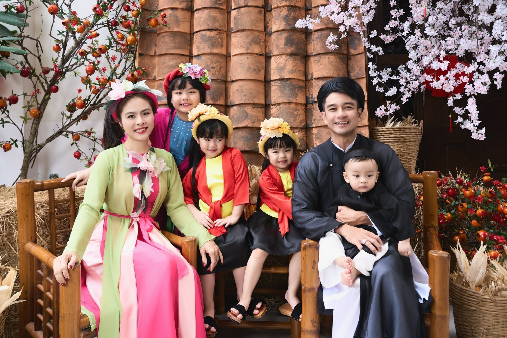 Diễn viên Vân Trang: 'Nuôi 4 con dạy tôi bớt cầu toàn, hiểu rằng dinh dưỡng không phải là cuộc chiến'- Ảnh 2. Diễn viên Vân Trang: 'Nuôi 4 con dạy tôi bớt cầu toàn, hiểu rằng dinh dưỡng không phải là cuộc chiến'- Ảnh 2.