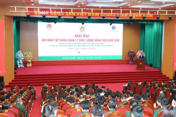 Nâng chuẩn chất lượng bệnh viện: Lấy an toàn người bệnh làm ‘thước đo vàng’