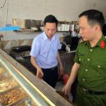 Phát hiện kiến trên khay chế biến bánh mỳ: Đoàn liên ngành tỉnh Nghệ An kiên quyết xử lý sai phạm