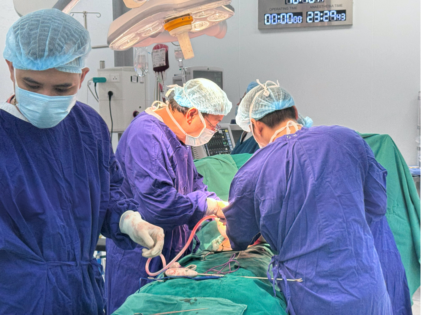 Người phụ nữ vỡ lách và gãy 5 xương sườn do tai nạn vượt cửa tử- Ảnh 1.