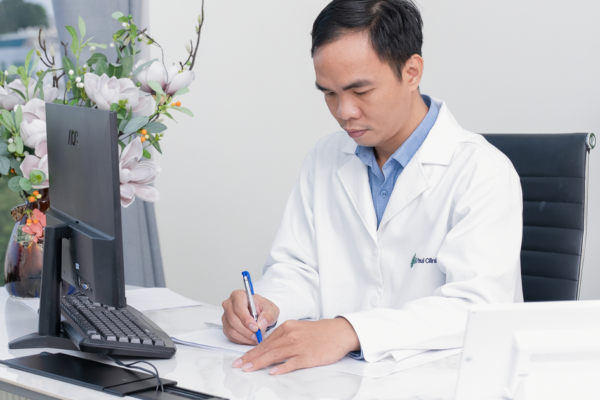 BSCKI Phan Minh Tuấn: Điều trị bệnh vẩy nến cần chiến lược theo dõi dài hạn