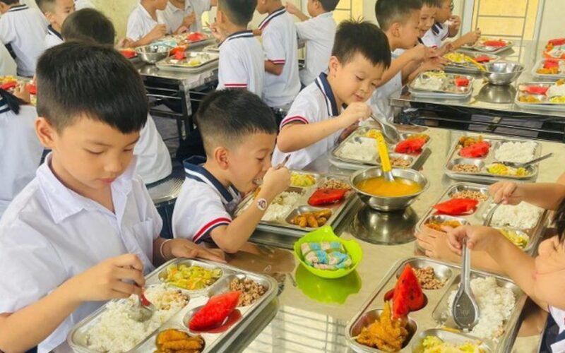 Chuẩn hóa dinh dưỡng học đường toàn quốc