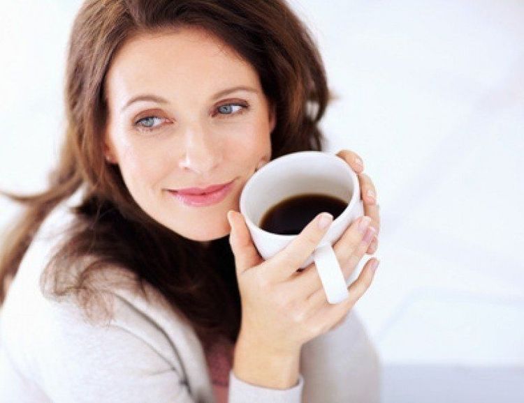 Người trên 50 tuổi nên uống bao nhiêu cà phê mỗi sáng là tốt nhất?- Ảnh 1.