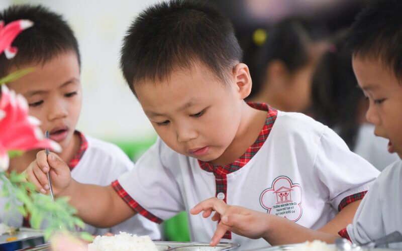 Ăn đúng lượng tinh bột để học tốt, chơi khỏe