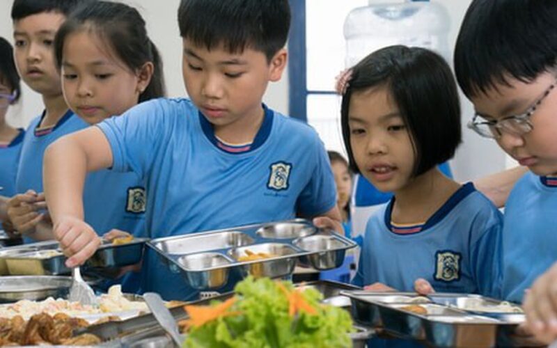 Nâng cao điểm số nhờ thay đổi dinh dưỡng học đường