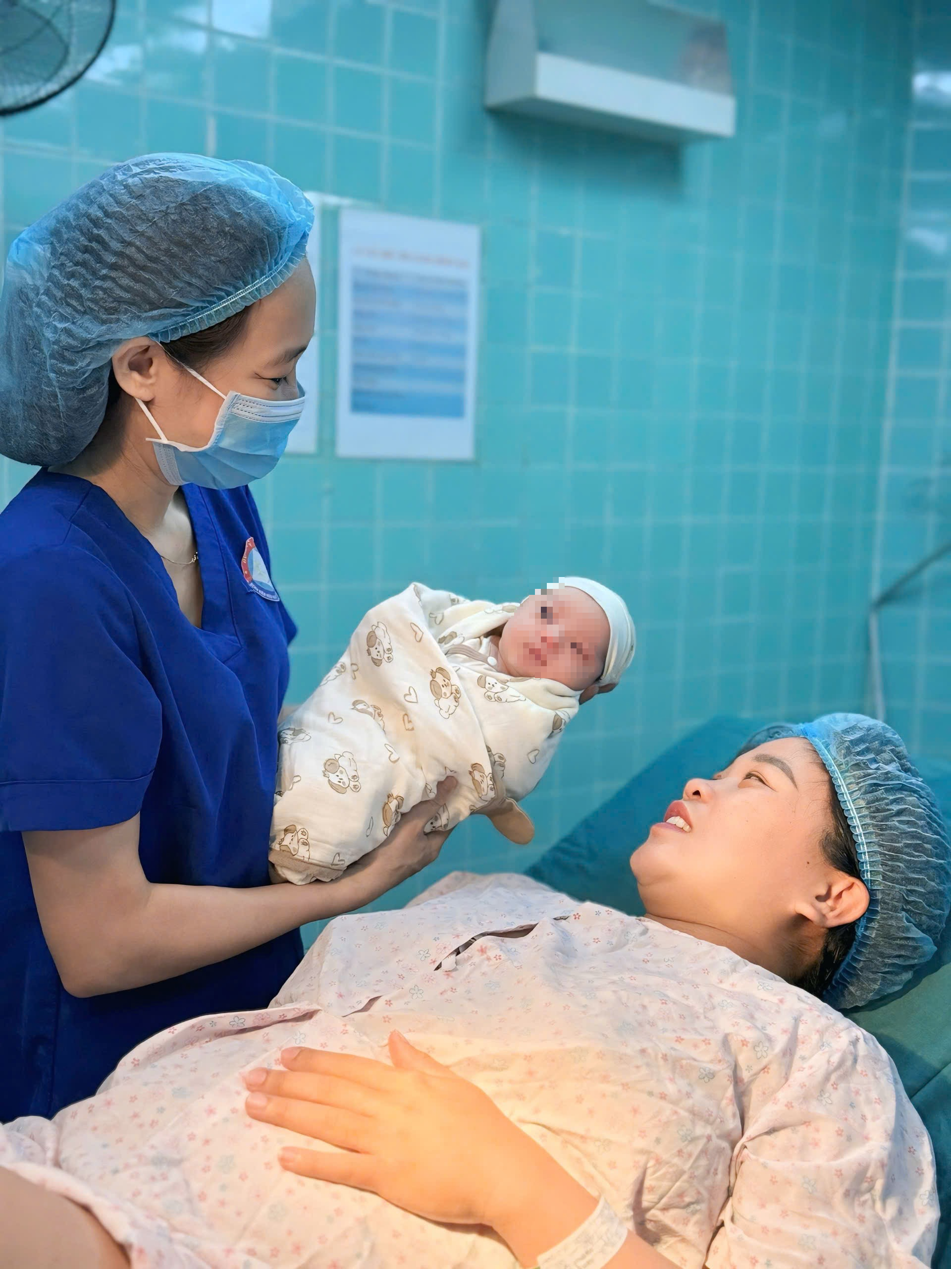 Chuyện của những người đón 'thiên thần'- Ảnh 2.
