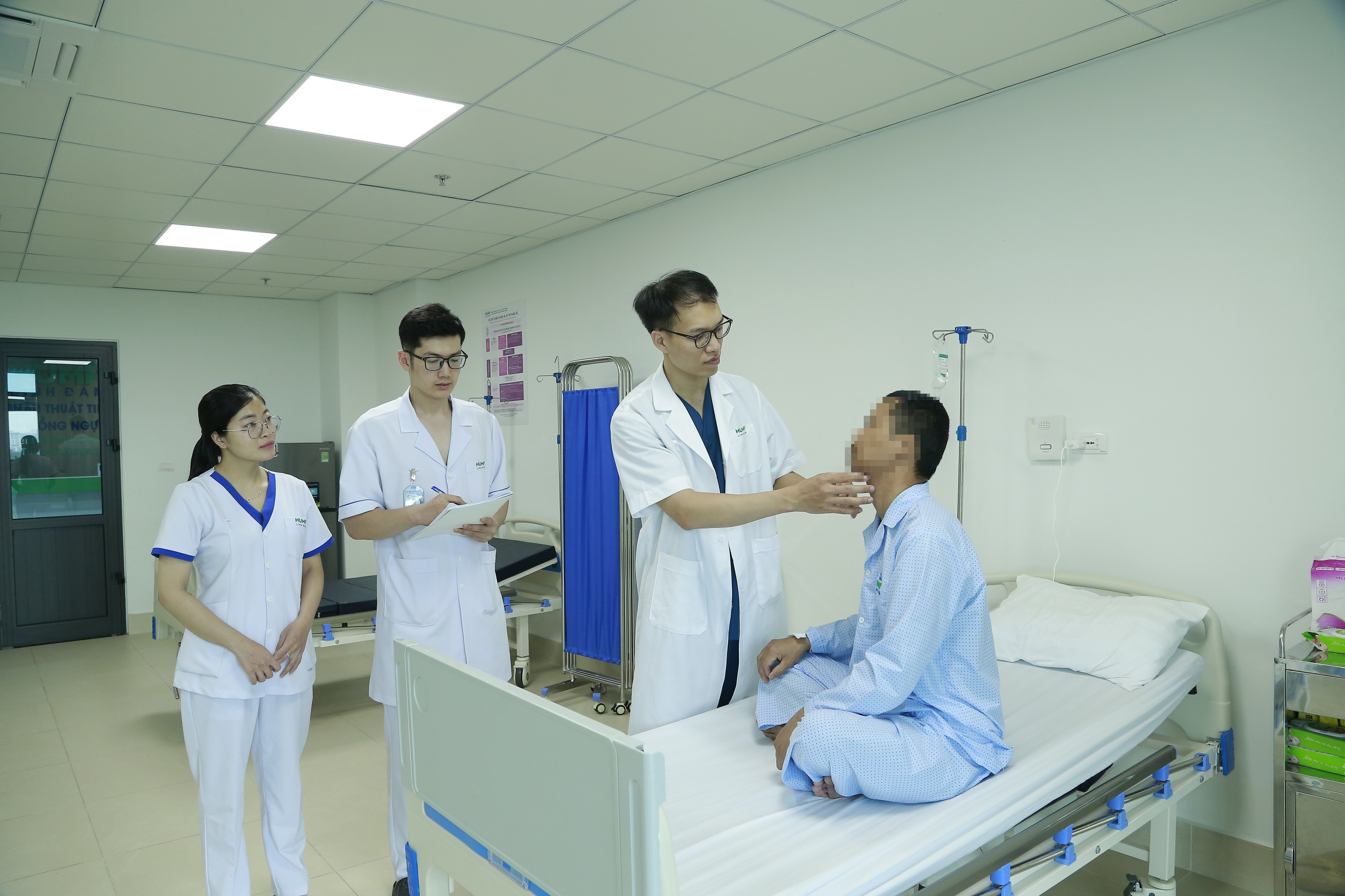 Bị cắn đứt rời môi sau mâu thuẫn gia đình, người đàn ông phải nhập viện tạo hình- Ảnh 2.