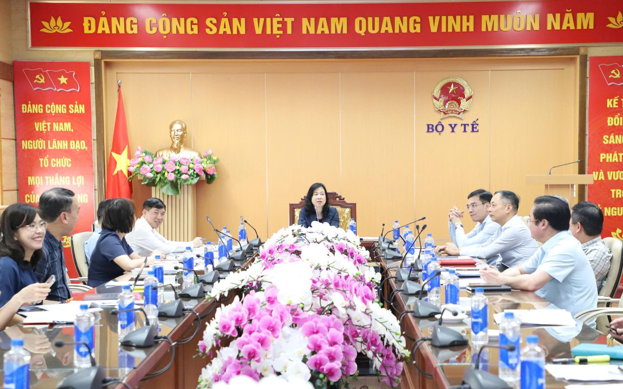 Từ 01/7, Bộ Y tế sẽ không cấp giấy phép và chứng chỉ hành nghề khám bệnh, chữa bệnh- Ảnh 3.