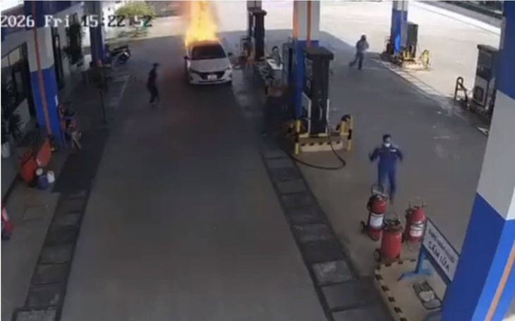 Vụ cháy ô tô tại cây xăng khiến 2 người tử vong: Tài xế có thể đối diện khung hình phạt nào?