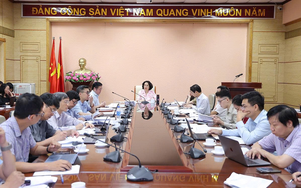 Tăng tính khả thi cho Luật Phòng bệnh bằng quy định báo cáo đồng bộ, đẩy mạnh chuyển đổi số trong giám sát dịch- Ảnh 9.