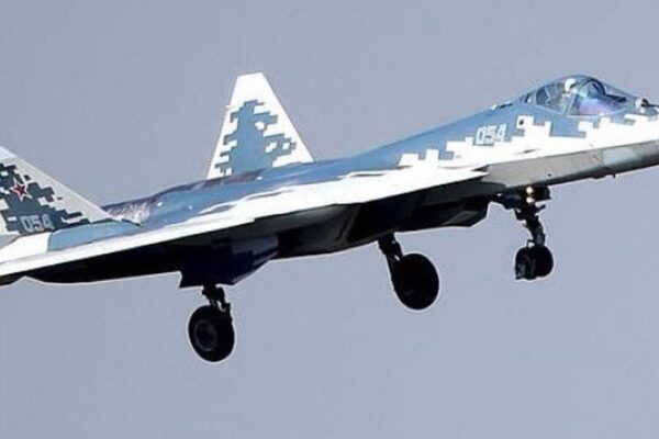 Tiêm kích Su-57 Nga thiệt hại ra sao sau đòn đánh 1.700 km từ Ukraine?