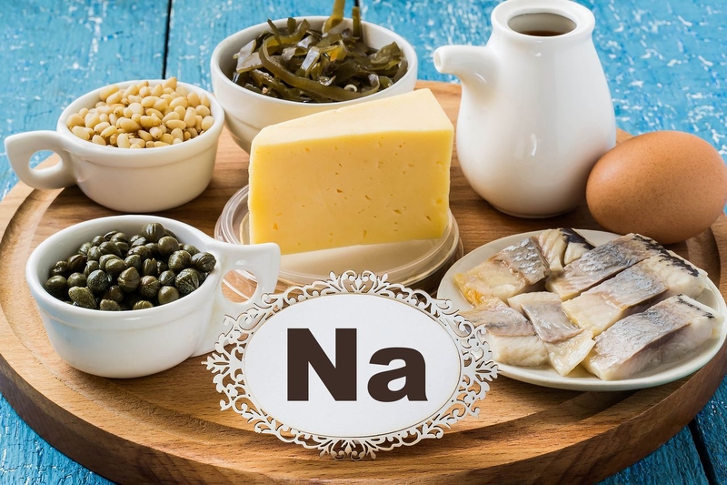 nhungloaithucphamchuanhieunatri2e2446f0ade-1778489959978265726405 6 nhóm thực phẩm có thể gây sỏi thận nếu ăn nhiều- Ảnh 1.