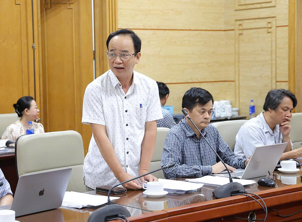 Tăng tính khả thi cho Luật Phòng bệnh bằng quy định báo cáo đồng bộ, đẩy mạnh chuyển đổi số trong giám sát dịch- Ảnh 5.