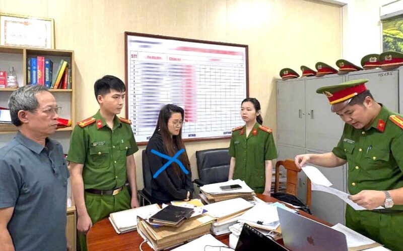 Mánh khóe tham ô tài sản của nữ quản lý cửa hàng