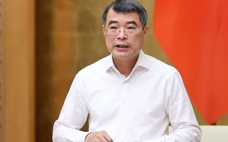 Thủ tướng: Không chỉ khám sức khỏe, cần bảo đảm điều trị sau phát hiện bệnh