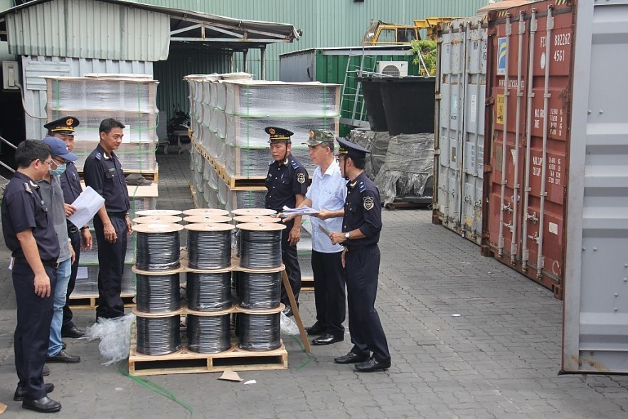 Đồng loạt ra quân rà soát, ngăn chặn vi phạm sở hữu trí tuệ- Ảnh 1.