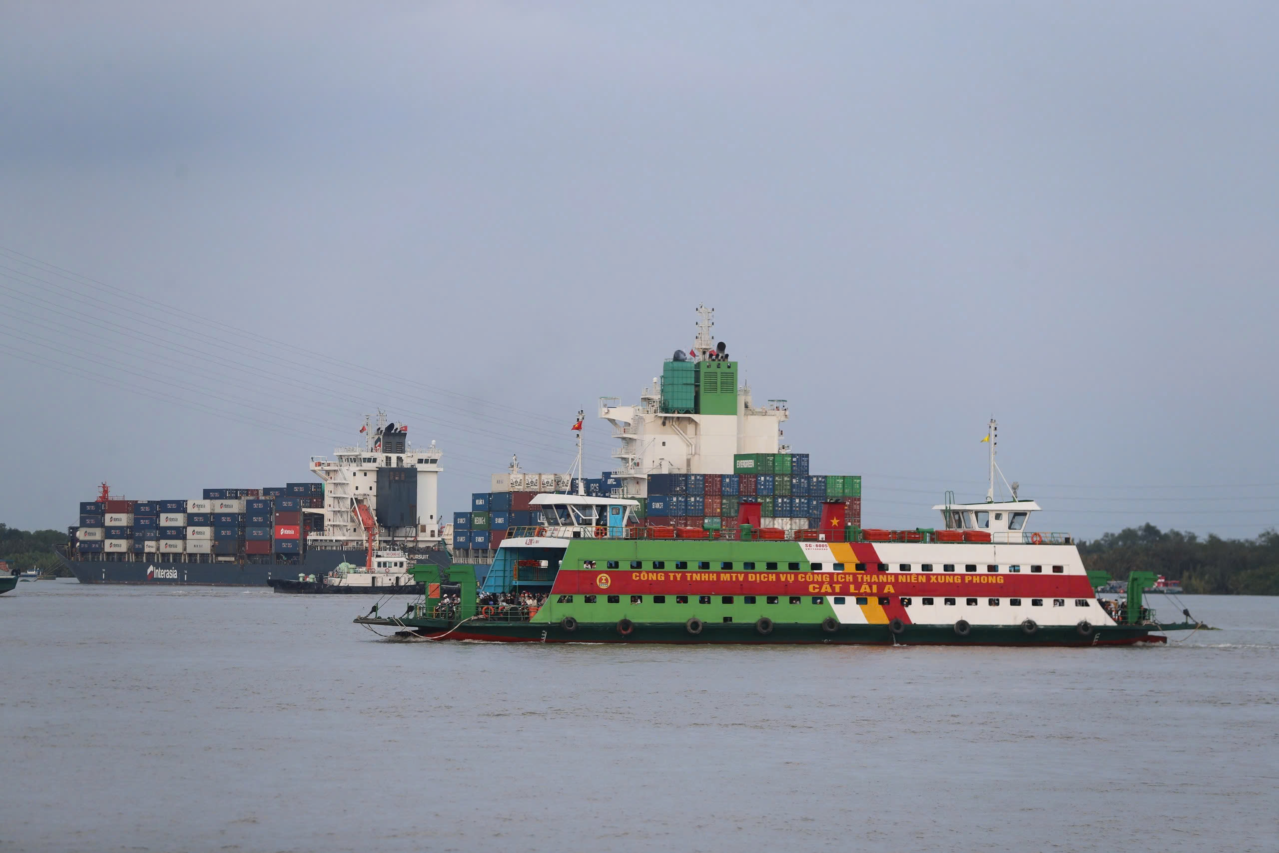 Phà Cát Lái ùn ứ khi người dân quay lại TPHCM sau kỳ nghỉ lễ 30/4 – 1/5- Ảnh 9.