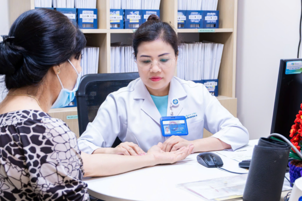 Điều trị liệt mặt và mất ngủ bằng y học cổ truyền tại Bệnh Viện Đồng Nai -2: Đừng bỏ lỡ ‘thời gian vàng’