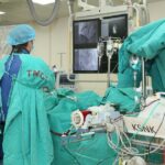 Ngừng tuần hoàn trên xe cấp cứu, người đàn ông thoát cửa tử