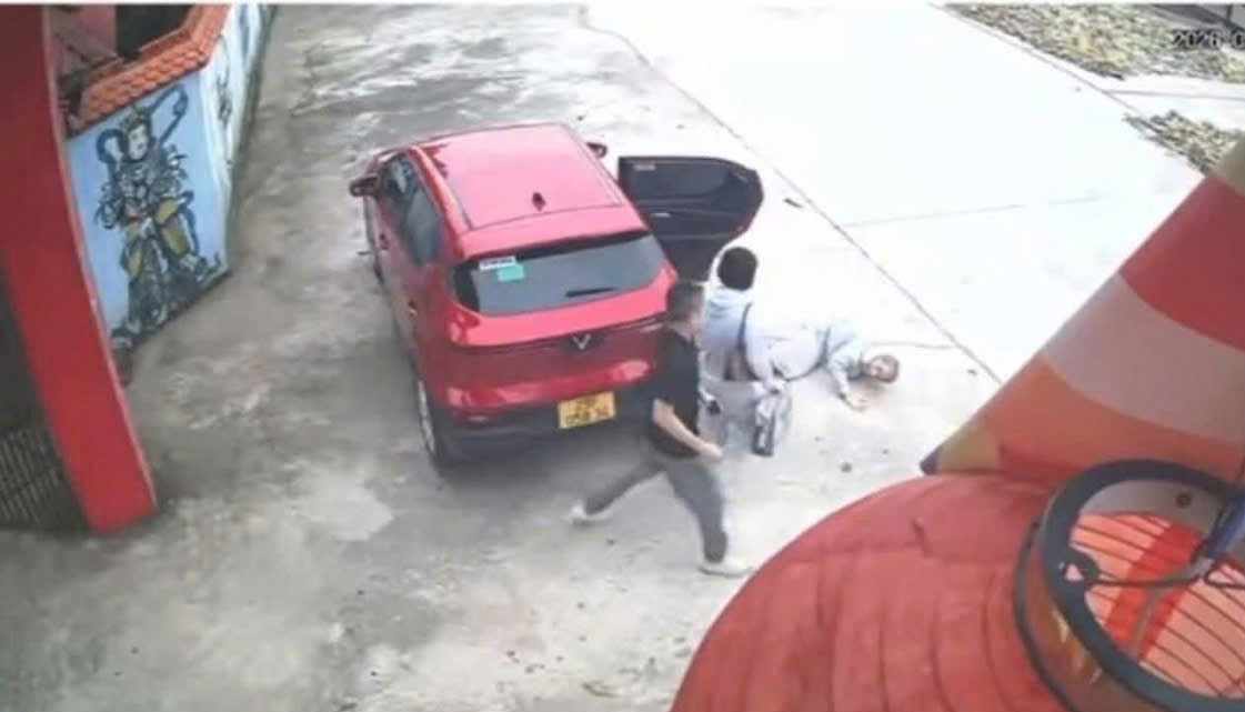 Sự thật bất ngờ vụ nghi vấn con gái mang bố đẻ 'bỏ' lại chùa nhờ cưu mang- Ảnh 1.