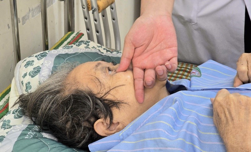 Trung tâm Huyết học – Truyền máu Nghệ An: Viết tiếp hy vọng sống cho bệnh nhân Thalassemia- Ảnh 2.