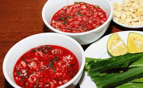 Cảnh báo nhiễm sán dây lợn do ăn uống không bảo đảm vệ sinh- Ảnh 2.