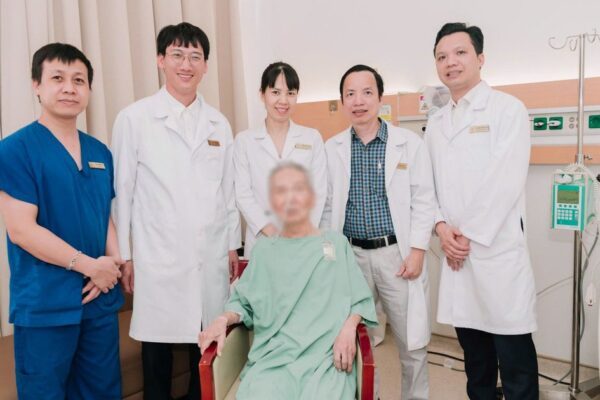 Vinmec Times City giành lại sự sống cho cụ ông 81 tuổi nguy kịch vì vỡ động mạch chủ ngực
