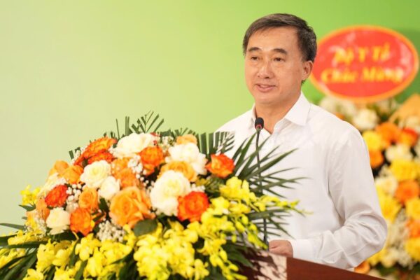 Thứ trưởng Trần Văn Thuấn: Xây dựng cơ sở y tế không khói thuốc không phải phong trào nhất thời, càng không thể dừng lại ở khẩu hiệu