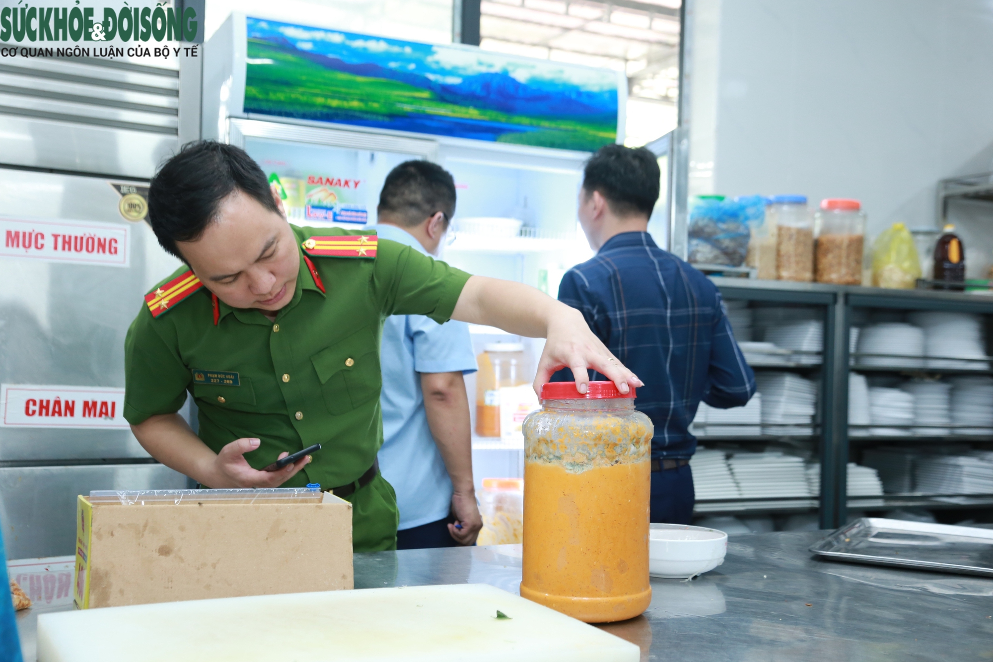 Phát hiện 7 cơ sở vi phạm an toàn thực phẩm, đề nghị xử phạt 177 triệu đồng- Ảnh 2.