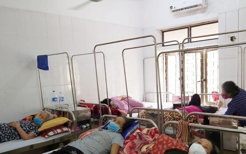Hà Tĩnh chủ động bảo vệ người bệnh trong mùa nắng nóng