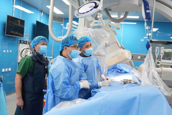 Can thiệp thành công cho bệnh nhi 8 tháng tuổi dị tật tim bẩm sinh