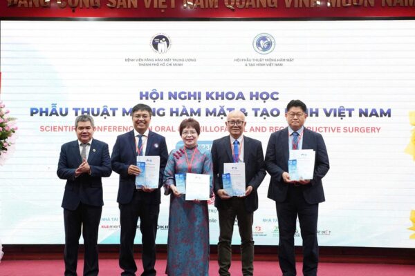 Phẫu thuật hàm mặt Việt Nam tiệm cận chuẩn quốc tế nhờ công nghệ số
