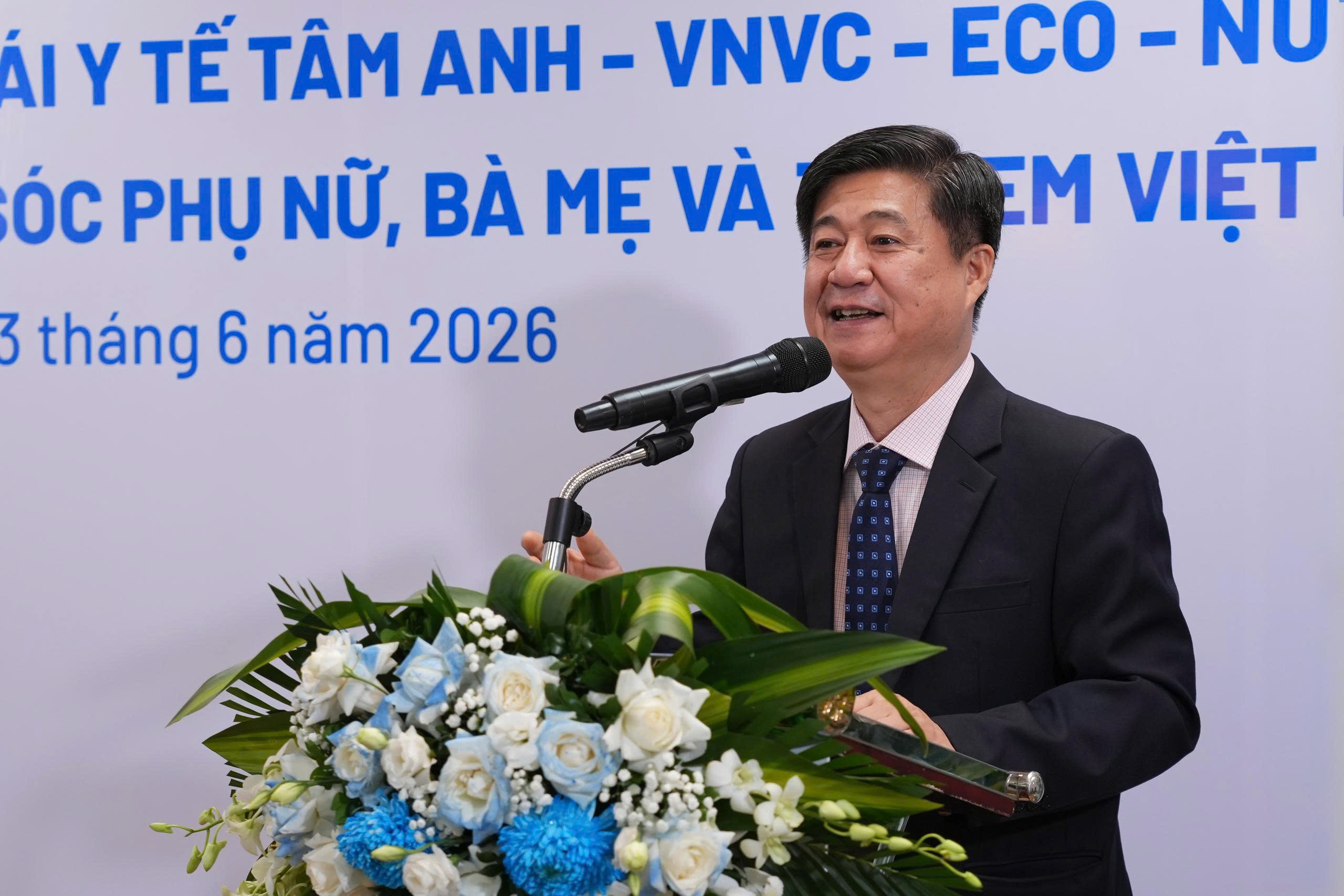 Thứ trưởng Nguyễn Tri Thức: Công tác bà mẹ, trẻ em không chỉ là chăm sóc y tế- Ảnh 3.