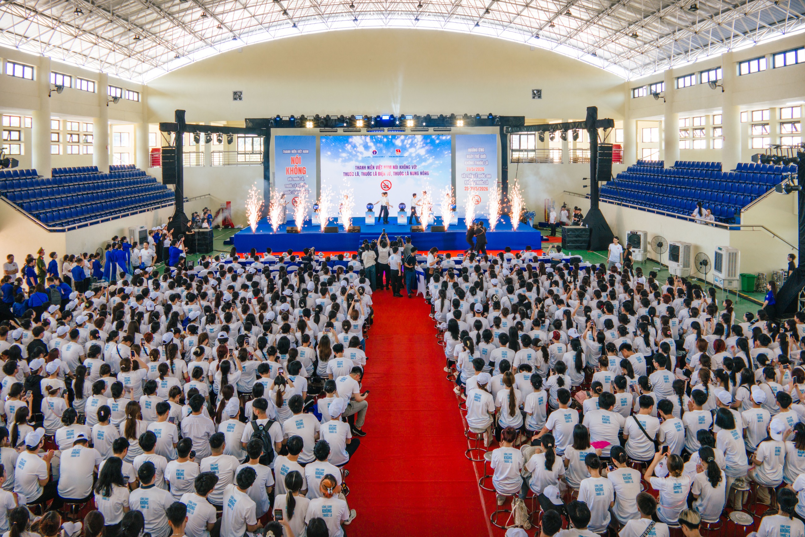 dji202605240903110107dqd-17796103572561016831160 Hơn 1.500 thanh niên hưởng ứng chiến dịch nói không với thuốc lá thế hệ mới- Ảnh 1.