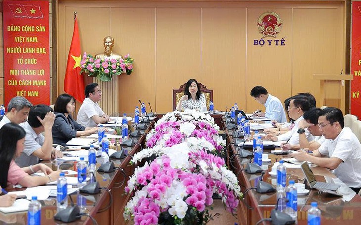 Bộ trưởng Đào Hồng Lan: Triển khai hiệu quả, đồng bộ khám sức khỏe định kỳ, bảo đảm quyền lợi cho người dân