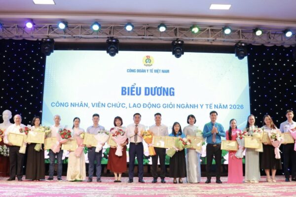 Tôn vinh những điển hình tiêu biểu của ngành Y tế năm 2026