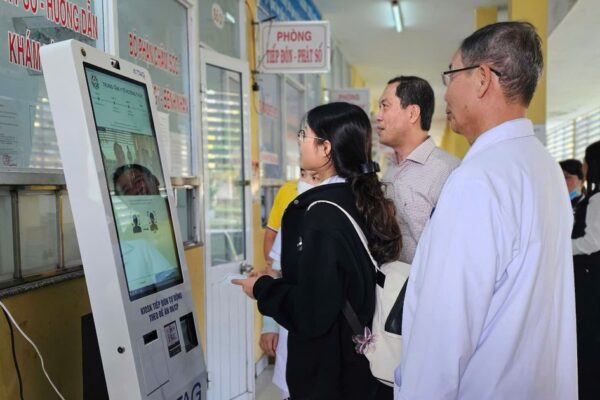 Huế đẩy mạnh ứng dụng AI trong y tế, hình thành tư duy làm việc số