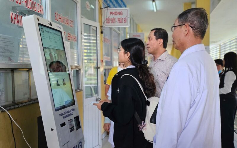 Huế đẩy mạnh ứng dụng AI trong y tế, hình thành tư duy làm việc số