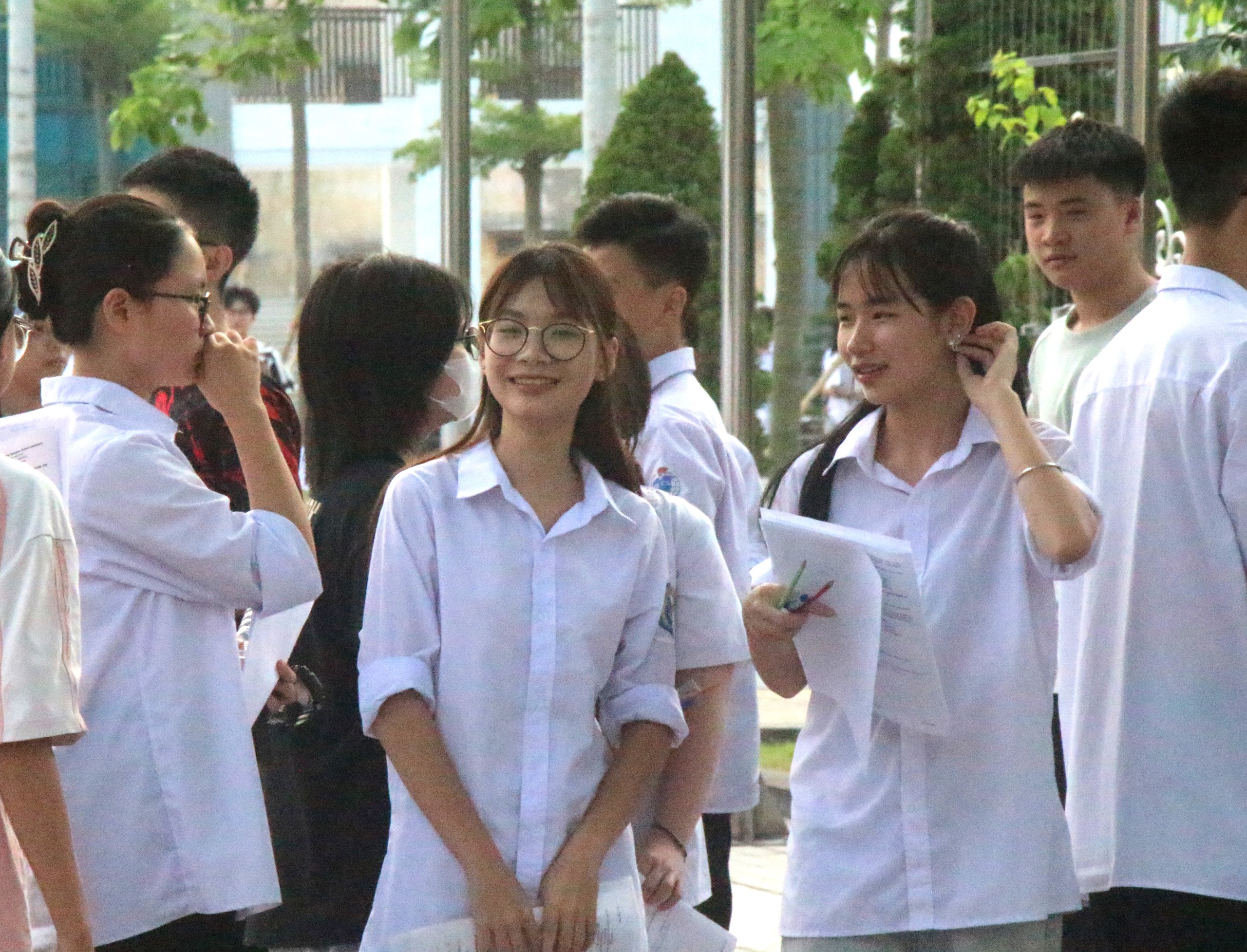 Môn thi đầu tiên vào lớp 10 ở Hải Phòng: Gần 500 thí sinh vắng mặt- Ảnh 1.