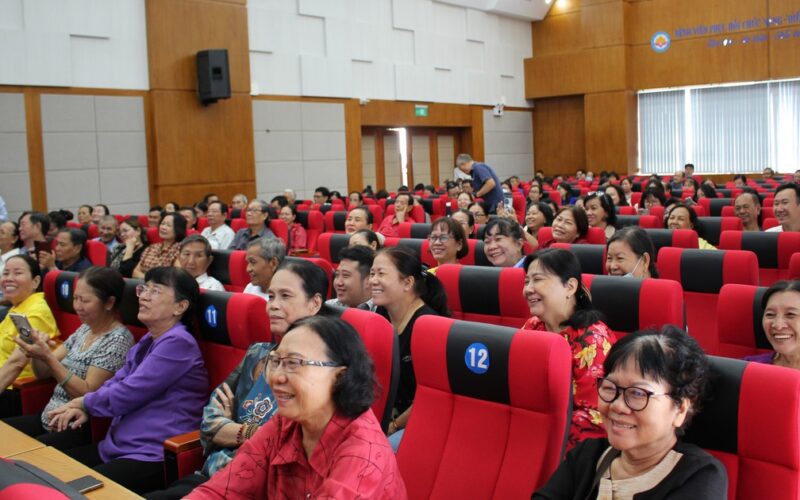 Đưa kiến thức y khoa từ hội trường chuyên môn đến khu dân cư TPHCM