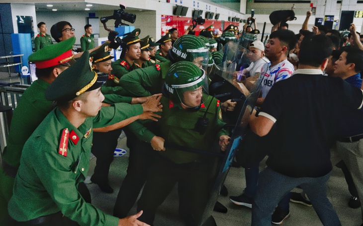 Vì sao sân bay Nội Bài, Tân Sơn Nhất, Đà Nẵng phải phát bản tin khí tượng 3 giờ/lần từ 1/6?- Ảnh 1.